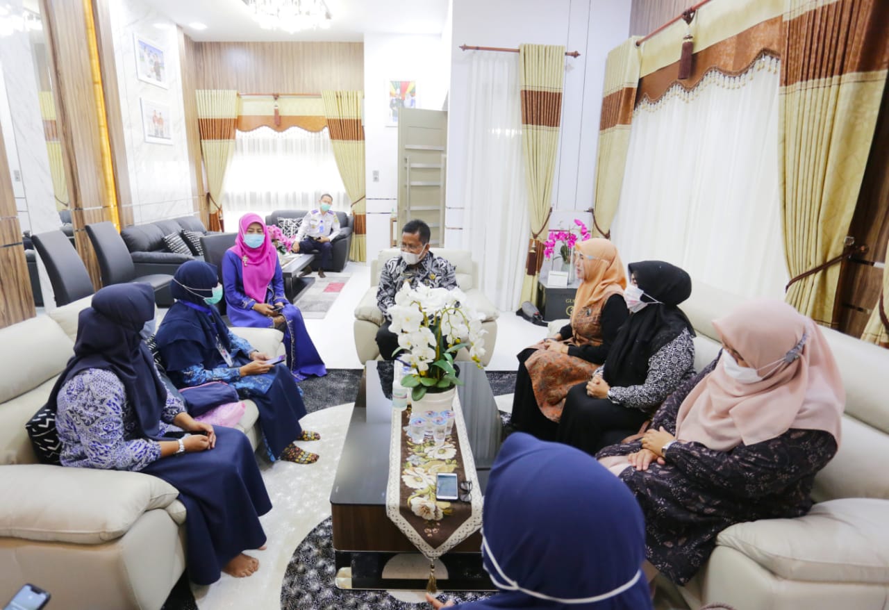 Walikota Banda Aceh Pertama Yang Didata Di Pendataan Keluarga 2021
